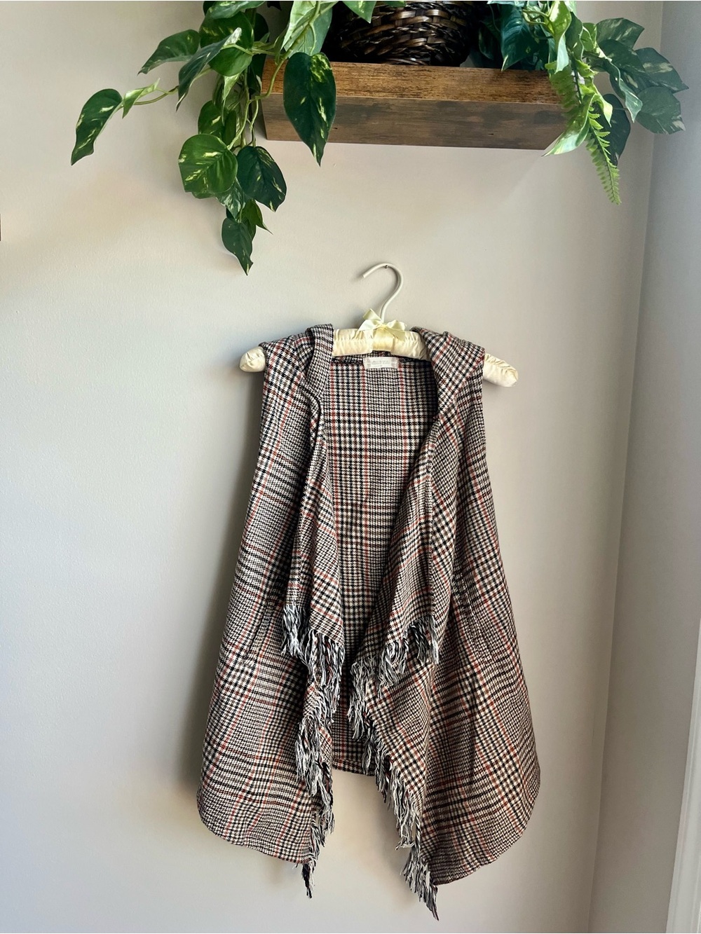 Altar'd State Navy, Brown, Cream & Rust Houndstooth Vest